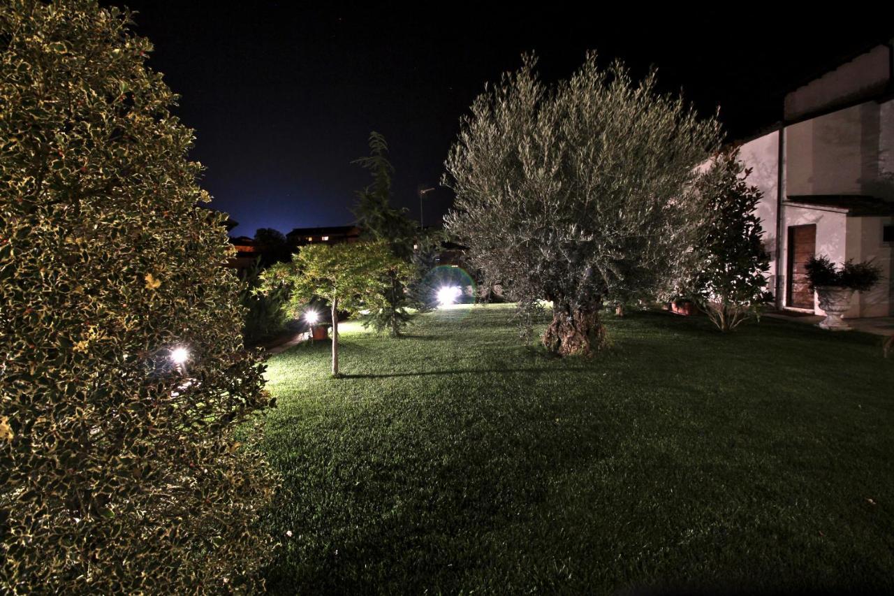 Bed and Breakfast Residenza San Flaviano, Relais Di Charme LʼAquila Exterior foto