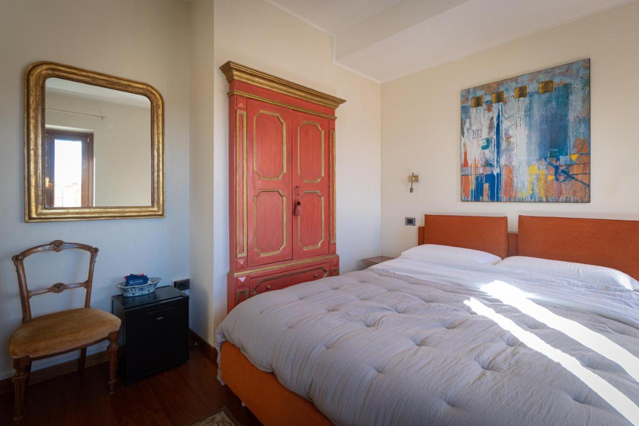 Bed and Breakfast Residenza San Flaviano, Relais Di Charme LʼAquila Exterior foto